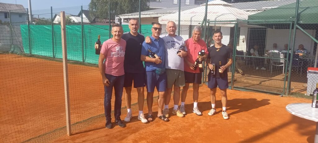 Održan ljetni turnir parova